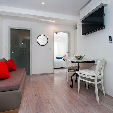 Apartman Delfin Ровінь Екстер'єр фото